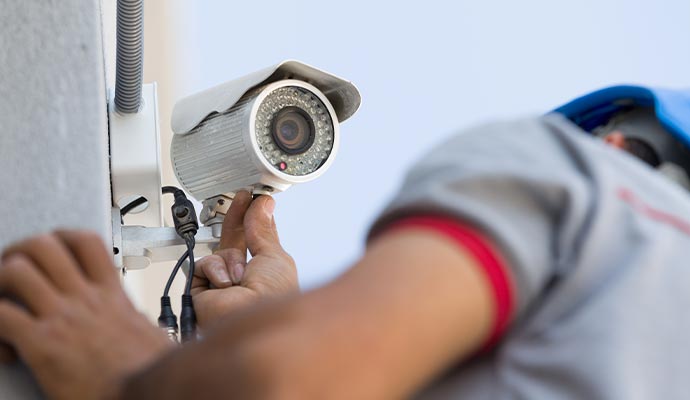 Professional analog camera installation service