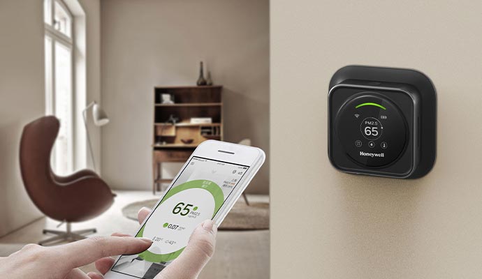 Accessing smart thermostat by smartphone